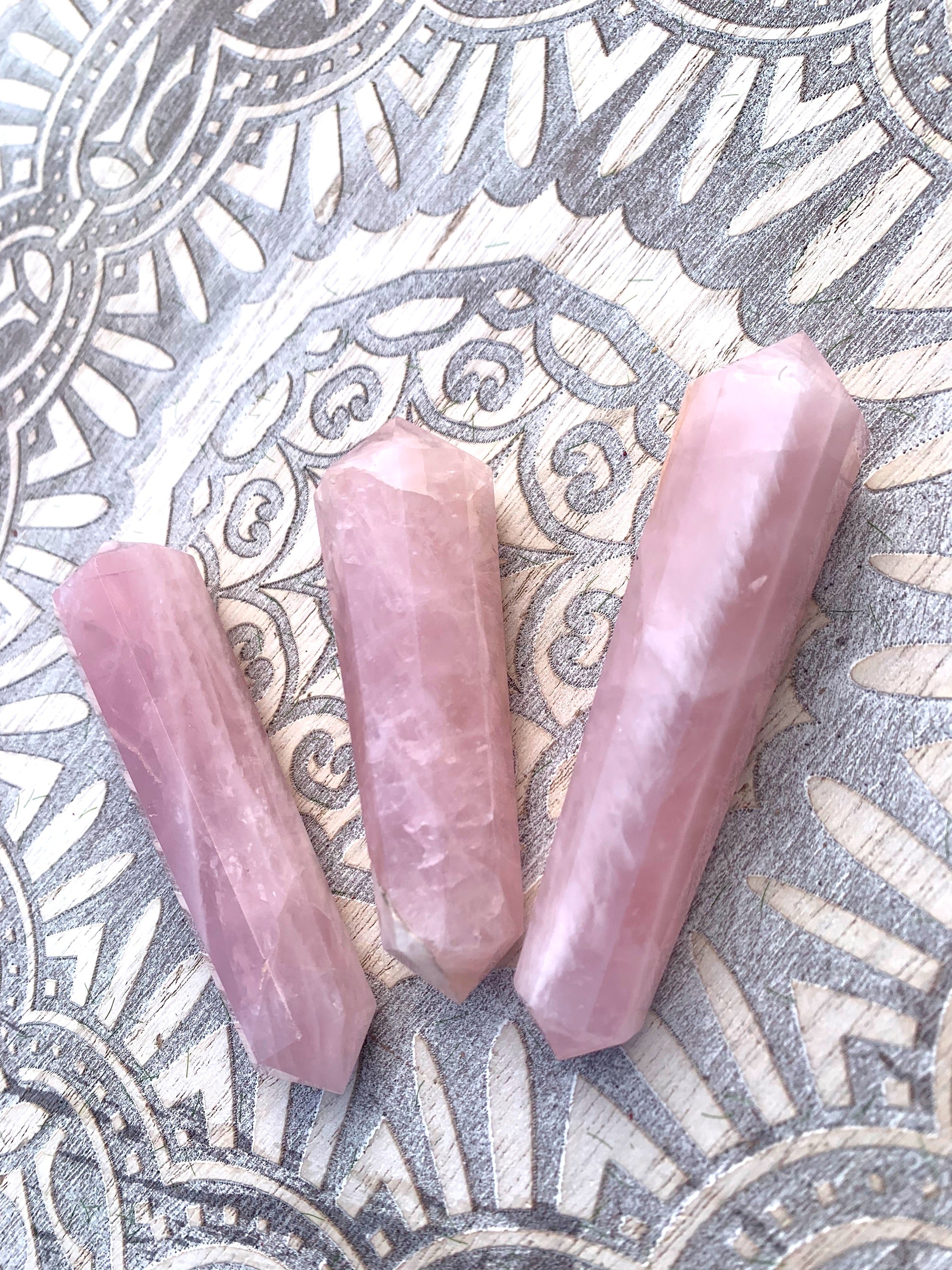 Rose Quartz Vogel image 1