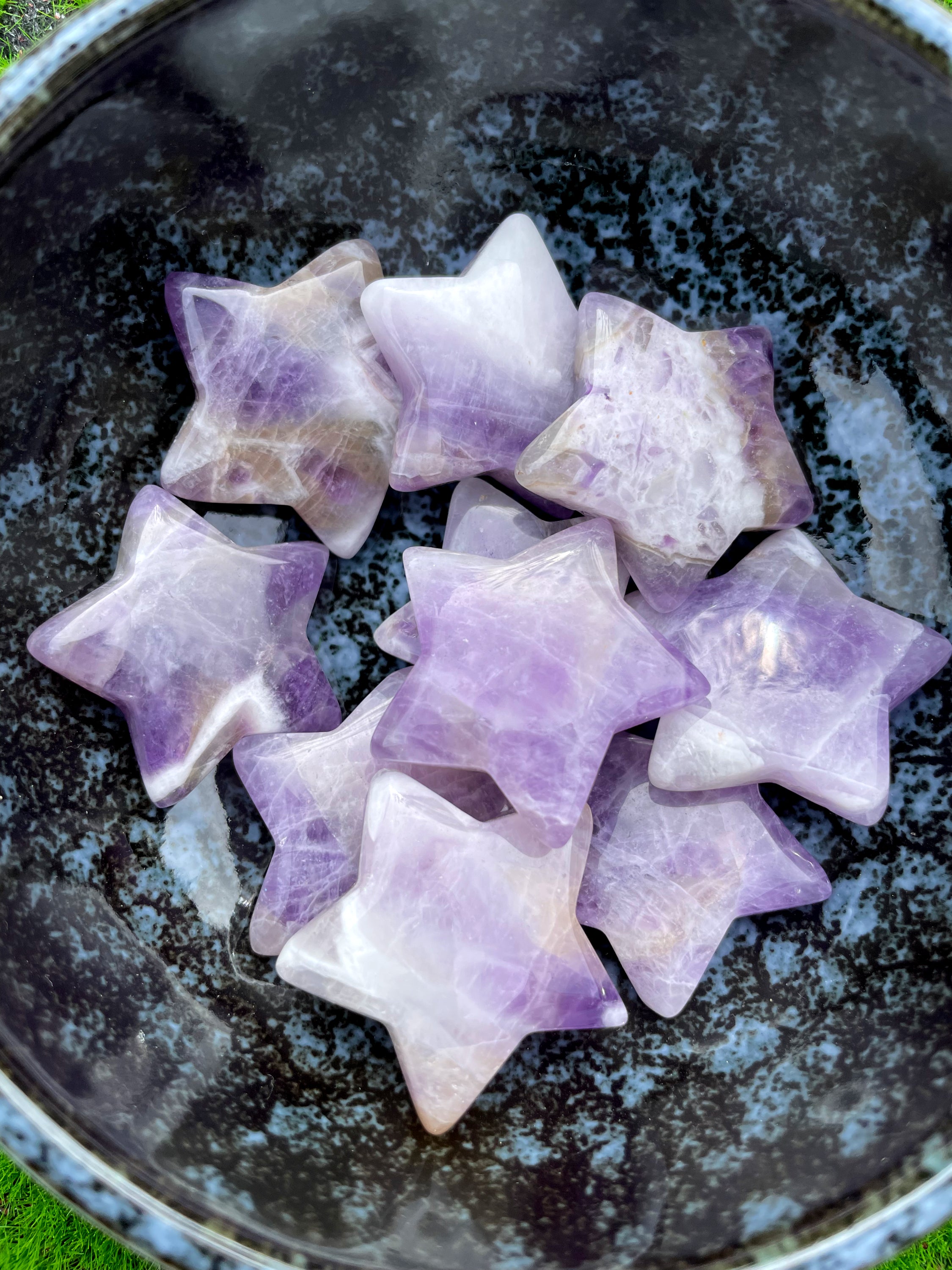 Chevron Amethyst Star Carving image 1