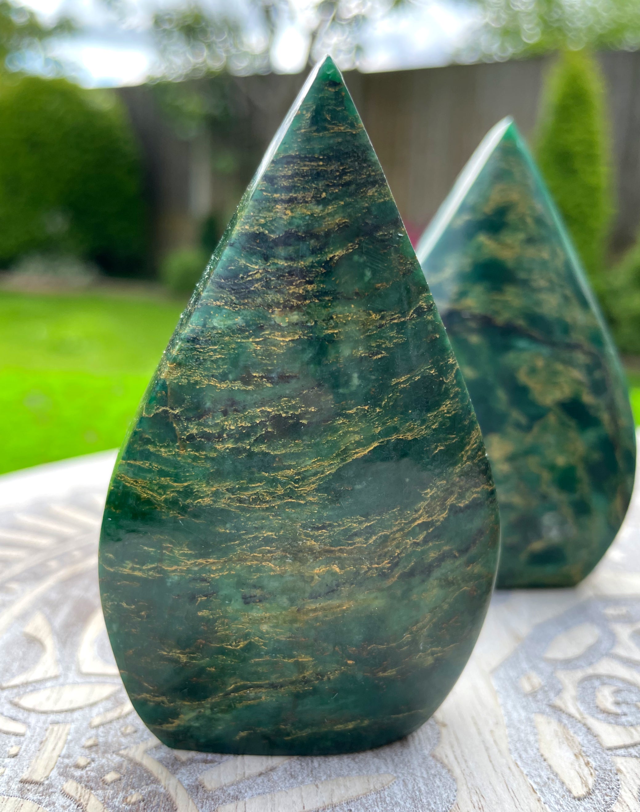 Green Mica Arrow Head Freeform image 3