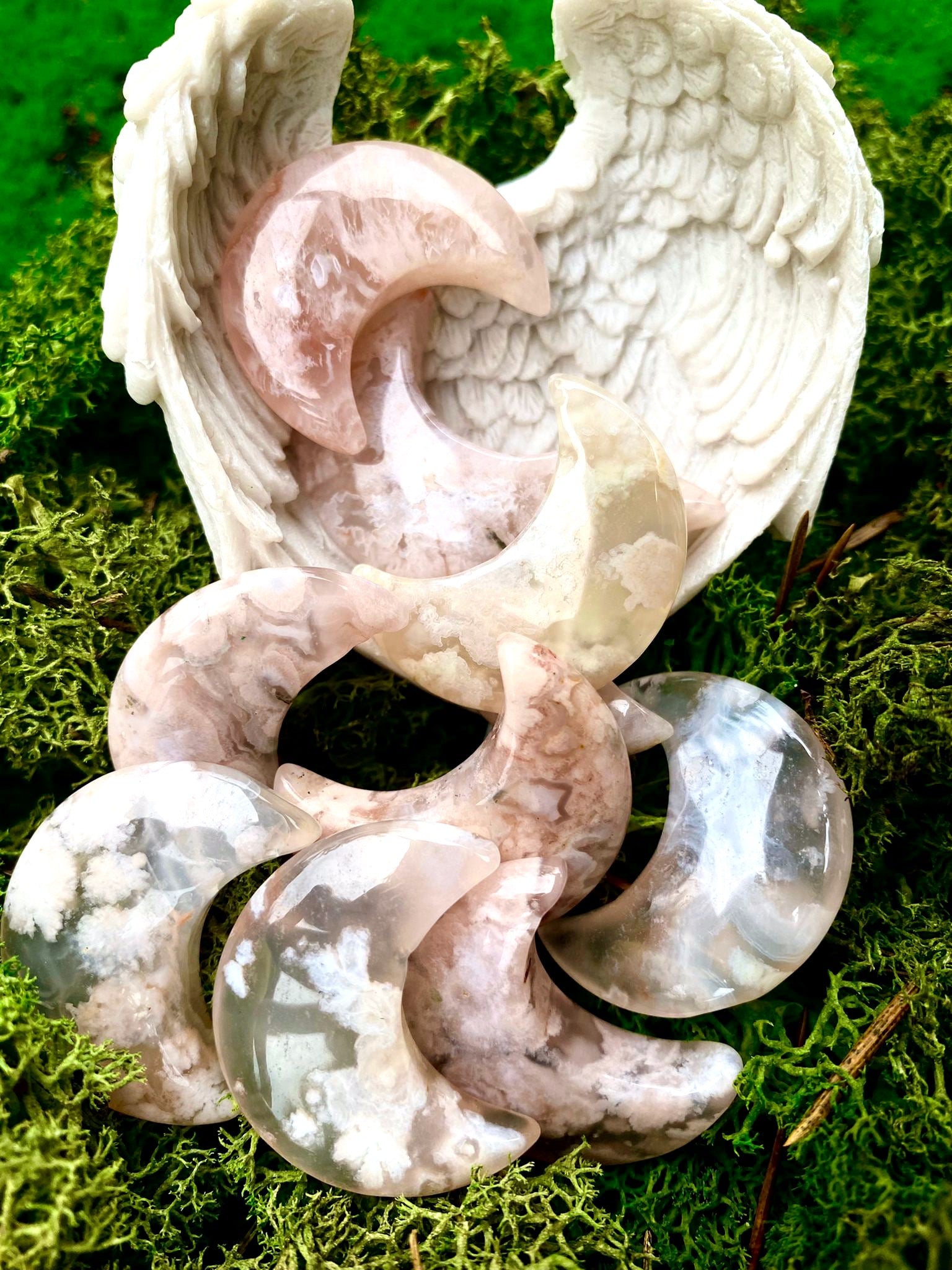 Flower Agate Moon Carving image 0